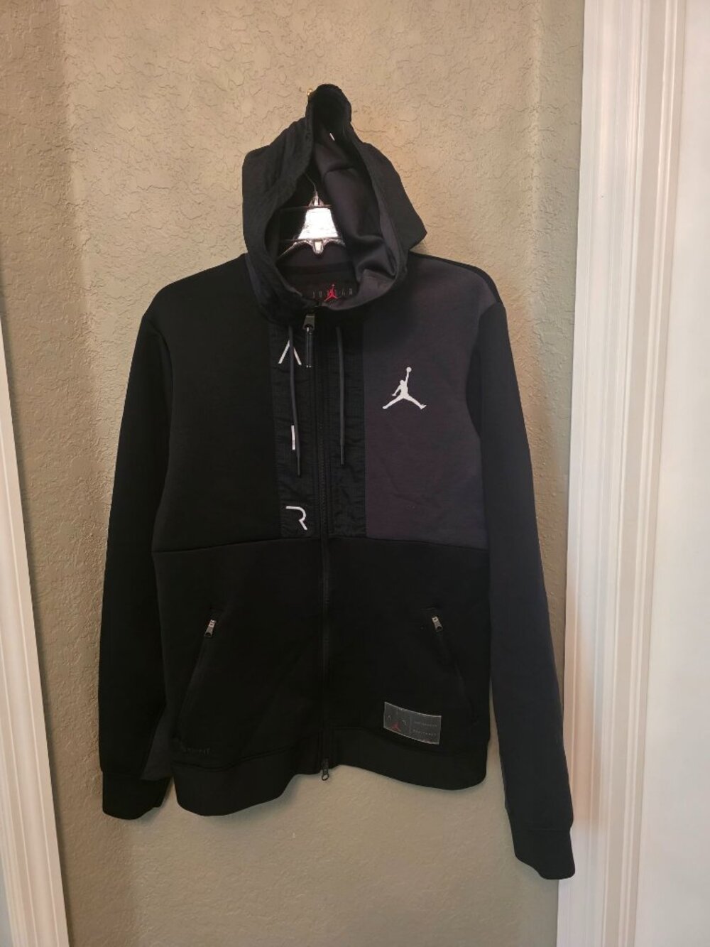 JORDAN sport Men's Air Fleece Black Full Zip Hoodie Jacket S - EUC - CV2328